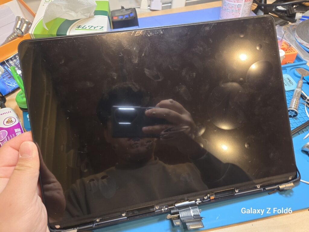 iPhone、Android、MacBook、ノートパソコン、Switchの修理、スマホ修理屋KoKoは岐阜のスマホ・PC修理専門店。