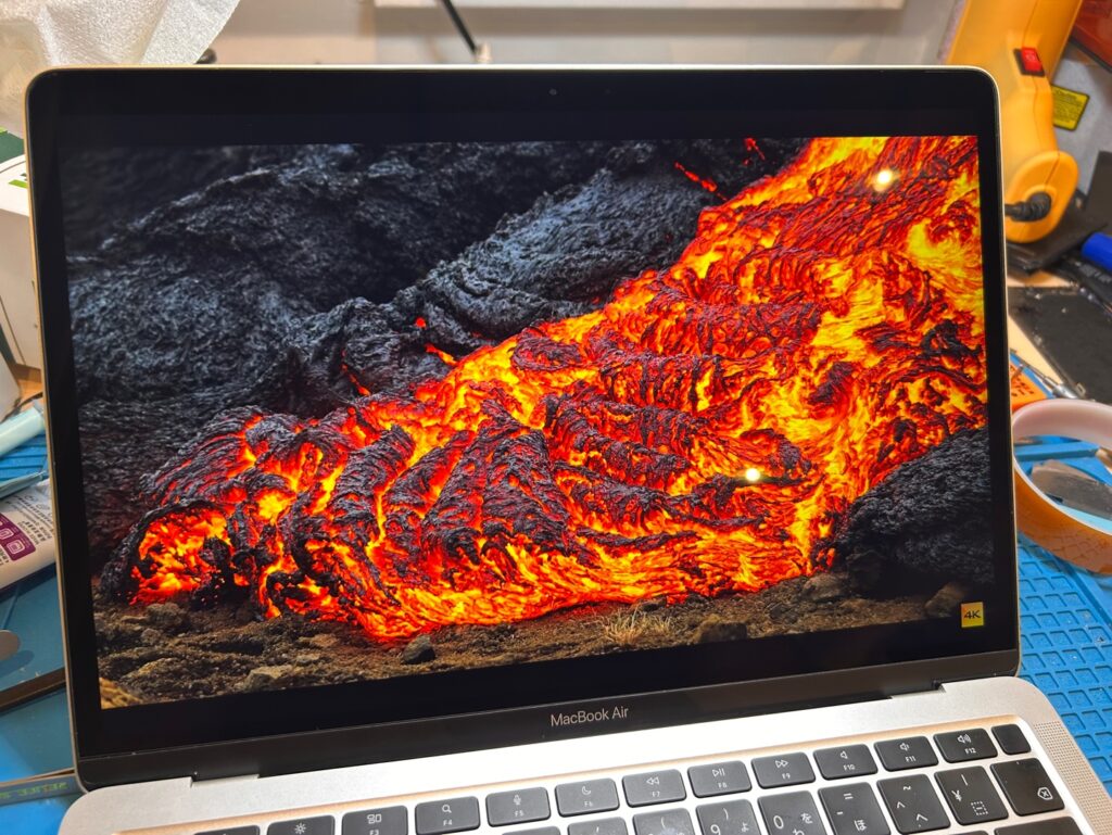 iPhone、Android、MacBook、ノートパソコン、Switchの修理、スマホ修理屋KoKoは岐阜のスマホ・PC修理専門店。