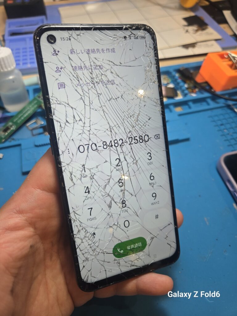 iPhone、Android、MacBook、ノートパソコン、Switchの修理、スマホ修理屋KoKoは岐阜のスマホ・PC修理専門店。