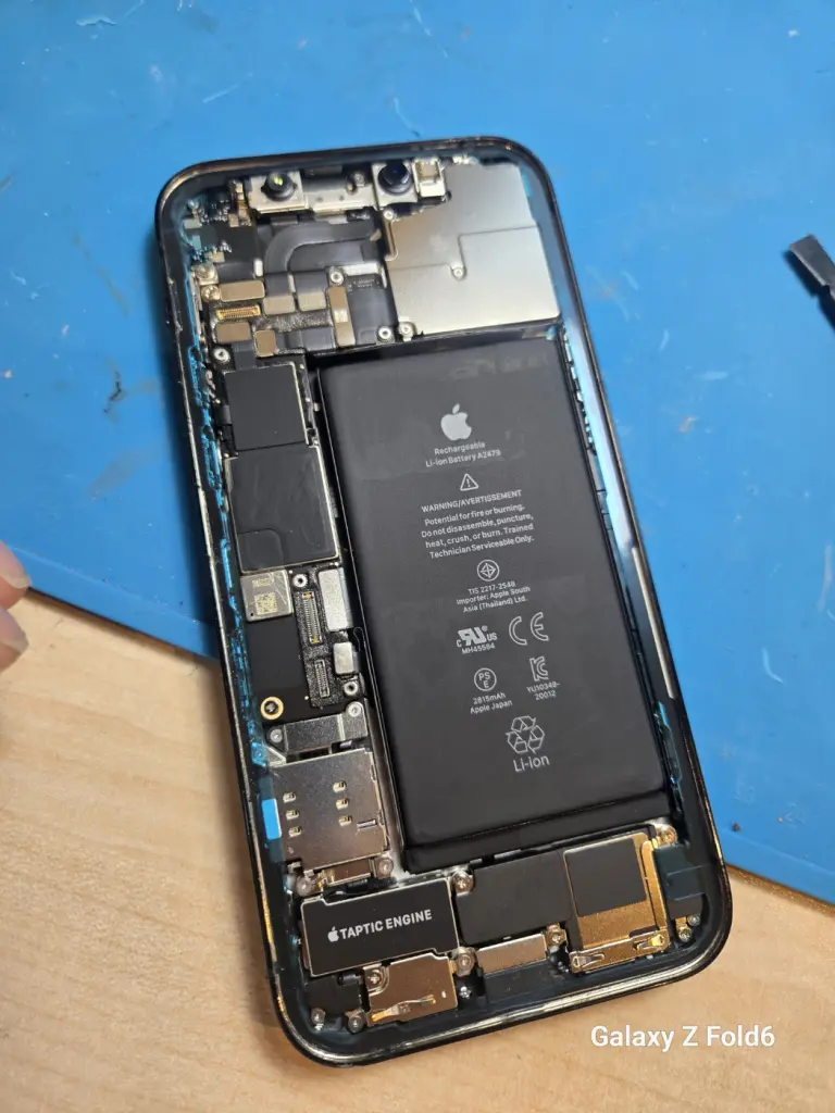 本日の修理）iPhone 12 Pro純正バッテリー交換 - スマホ修理KoKo