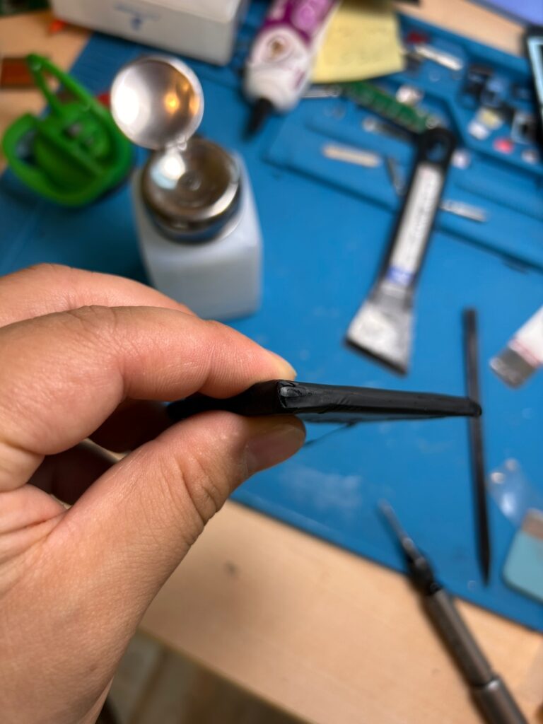 iPhone、Android、MacBook、ノートパソコン、Switchの修理、スマホ修理屋KoKoは岐阜のスマホ・PC修理専門店。