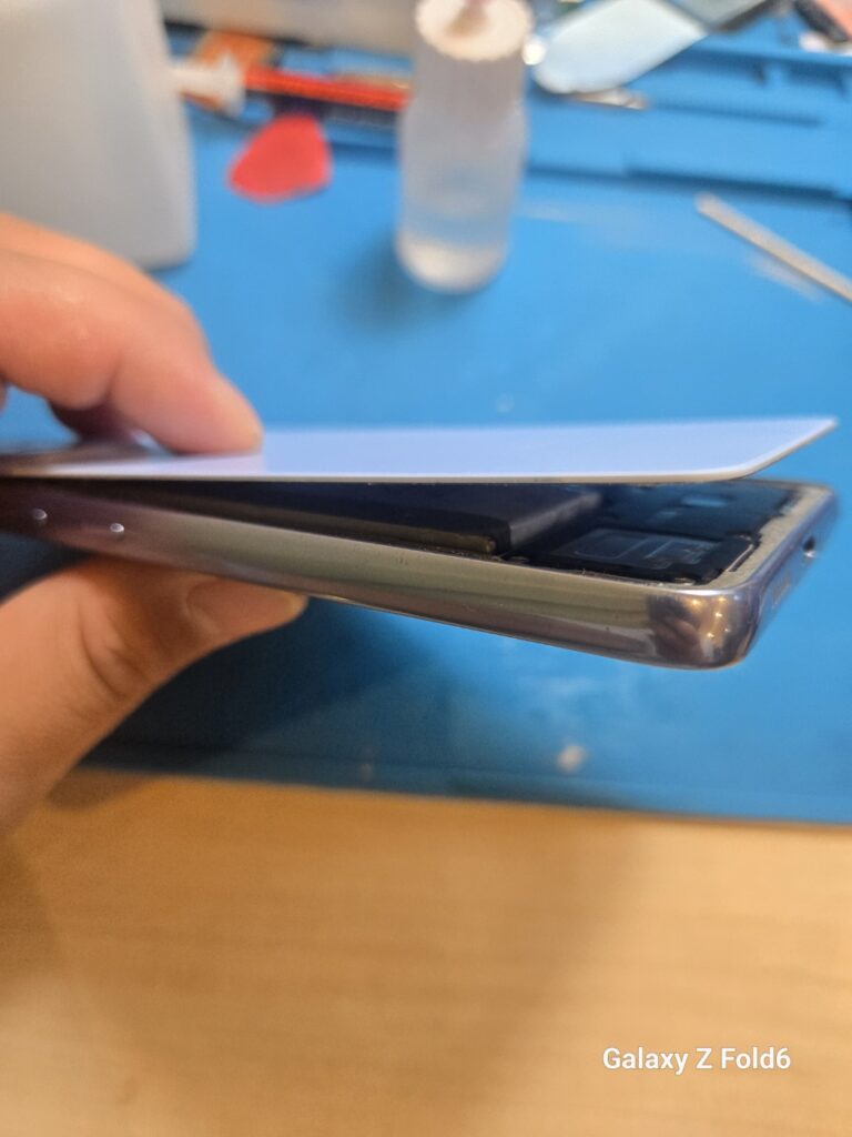 iPhone、Android、MacBook、ノートパソコン、Switchの修理、スマホ修理屋KoKoは岐阜のスマホ・PC修理専門店。
