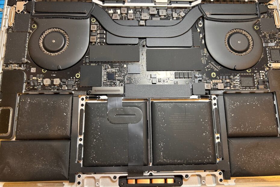 iPhone、Android、MacBook、ノートパソコン、Switchの修理、スマホ修理屋KoKoは岐阜のスマホ・PC修理専門店。