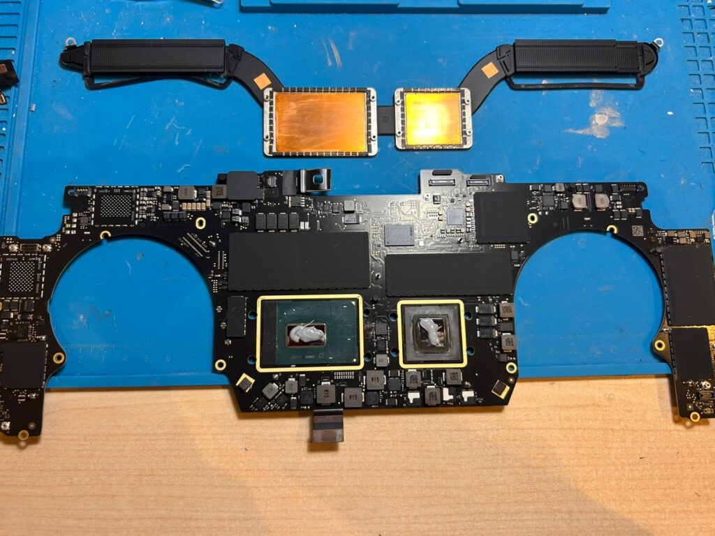 iPhone、Android、MacBook、ノートパソコン、Switchの修理、スマホ修理屋KoKoは岐阜のスマホ・PC修理専門店。
