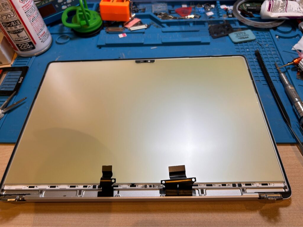 iPhone、Android、MacBook、ノートパソコン、Switchの修理、スマホ修理屋KoKoは岐阜のスマホ・PC修理専門店。
