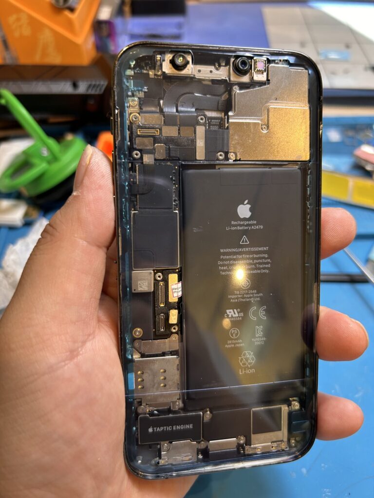 iPhone、Android、MacBook、ノートパソコン、Switchの修理、スマホ修理屋KoKoは岐阜のスマホ・PC修理専門店。