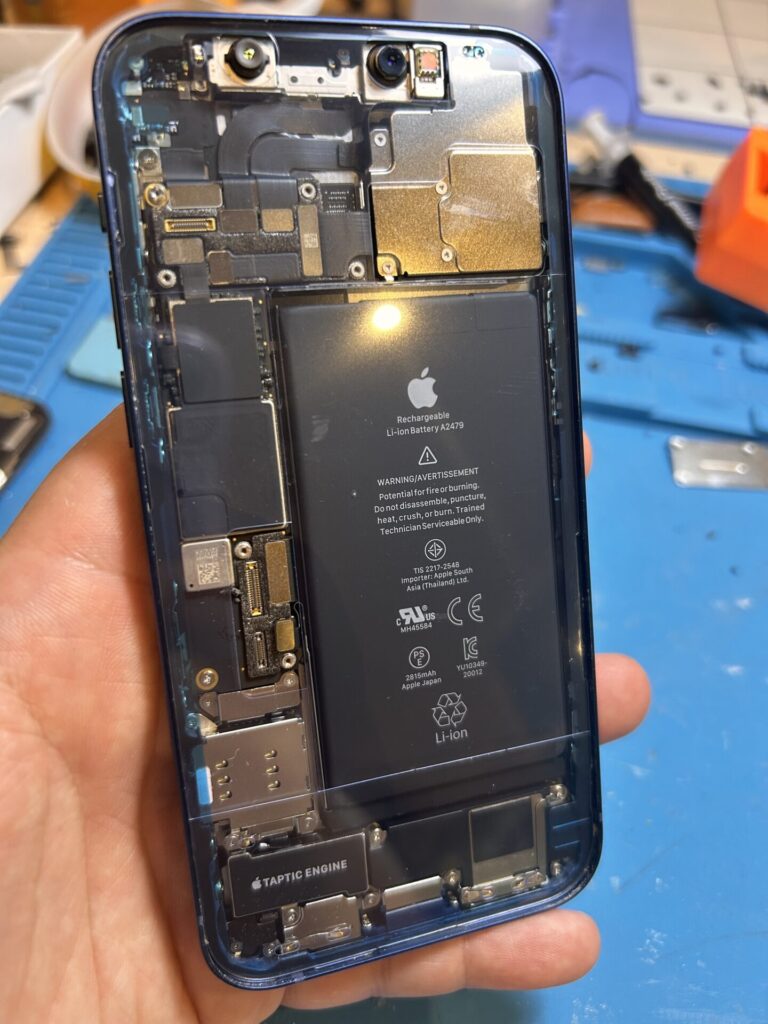 iPhone、Android、MacBook、ノートパソコン、Switchの修理、スマホ修理屋KoKoは岐阜のスマホ・PC修理専門店。