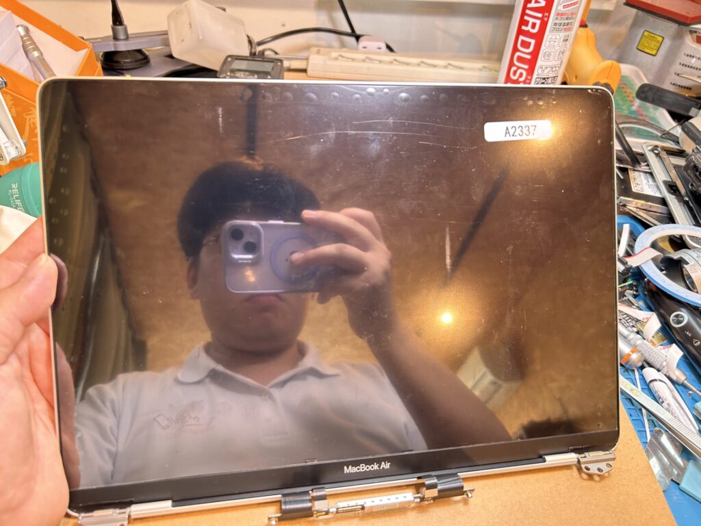 iPhone、Android、MacBook、ノートパソコン、Switchの修理、スマホ修理屋KoKoは岐阜のスマホ・PC修理専門店。
