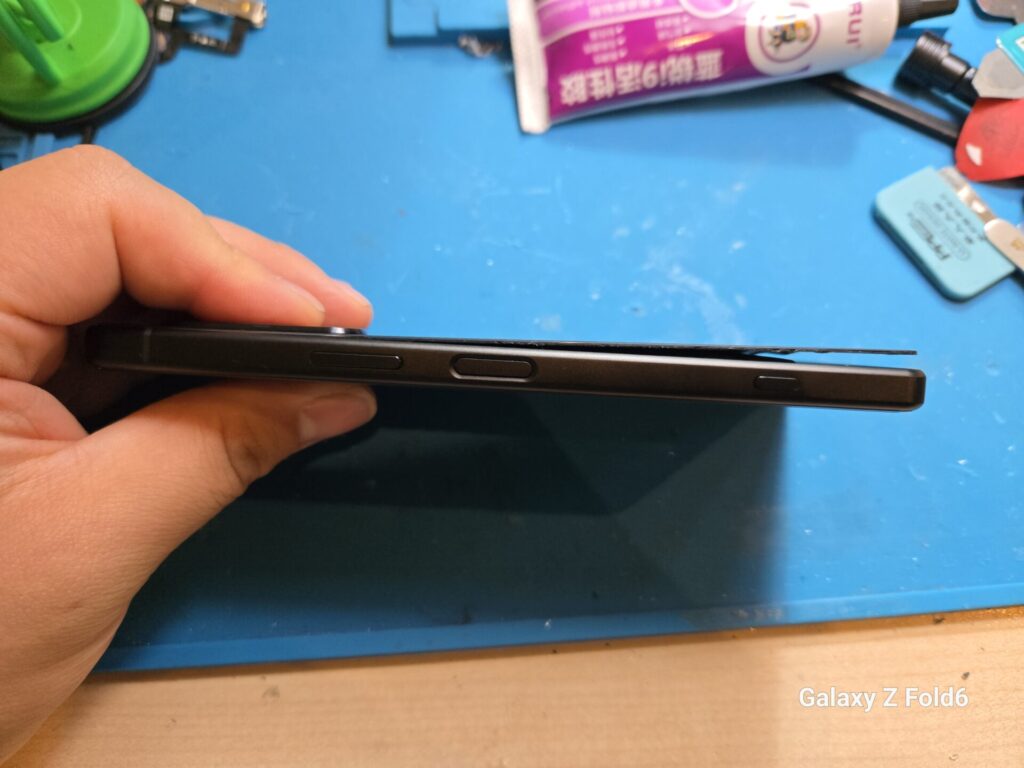 iPhone、Android、MacBook、ノートパソコン、Switchの修理、スマホ修理屋KoKoは岐阜のスマホ・PC修理専門店。