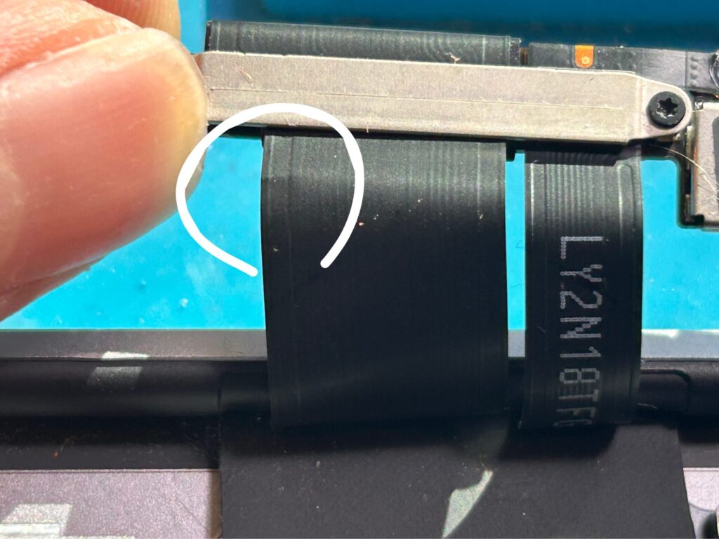 iPhone、Android、MacBook、ノートパソコン、Switchの修理、スマホ修理屋KoKoは岐阜のスマホ・PC修理専門店。
