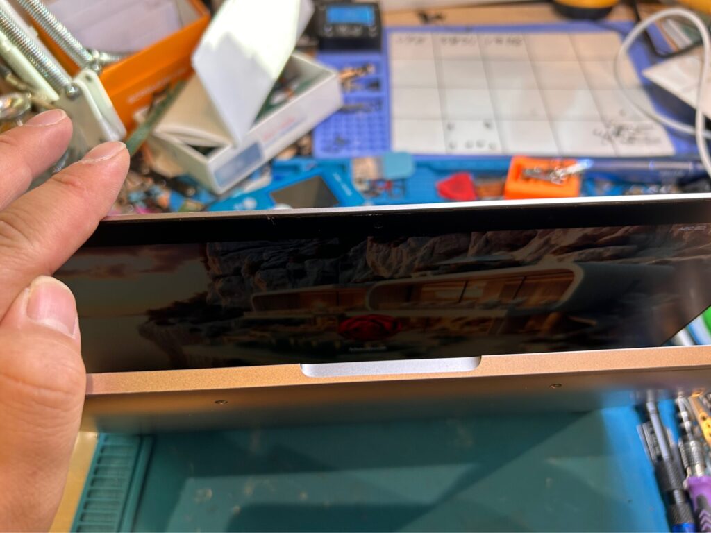 iPhone、Android、MacBook、ノートパソコン、Switchの修理、スマホ修理屋KoKoは岐阜のスマホ・PC修理専門店。