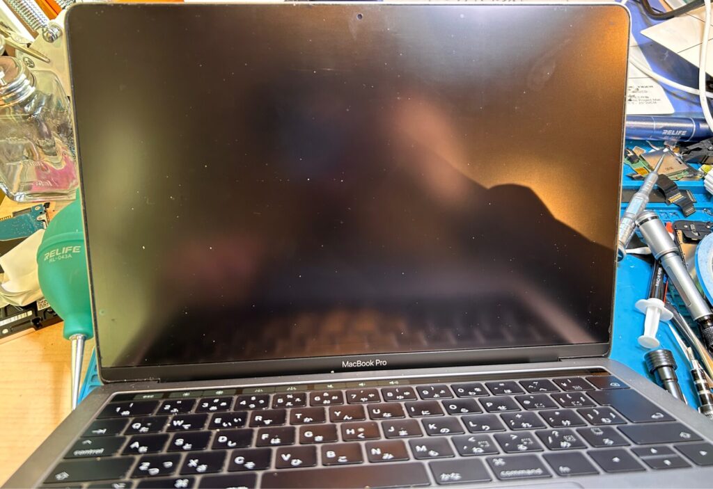 iPhone、Android、MacBook、ノートパソコン、Switchの修理、スマホ修理屋KoKoは岐阜のスマホ・PC修理専門店。