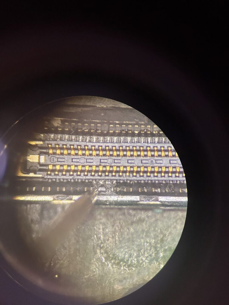 iPhone、Android、MacBook、ノートパソコン、Switchの修理、スマホ修理屋KoKoは岐阜のスマホ・PC修理専門店。
