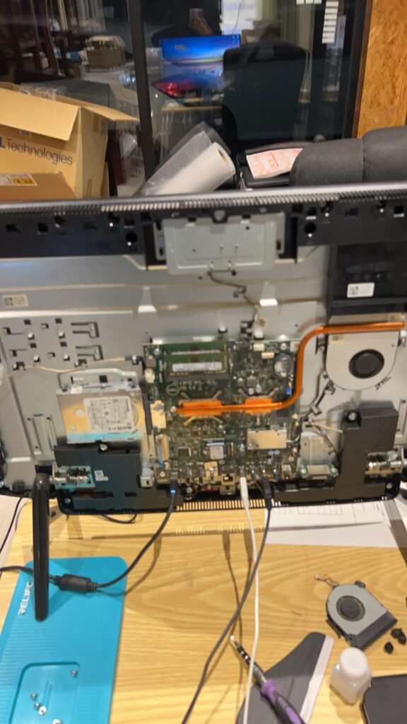 iPhone、Android、MacBook、ノートパソコン、Switchの修理、スマホ修理屋KoKoは岐阜のスマホ・PC修理専門店。
