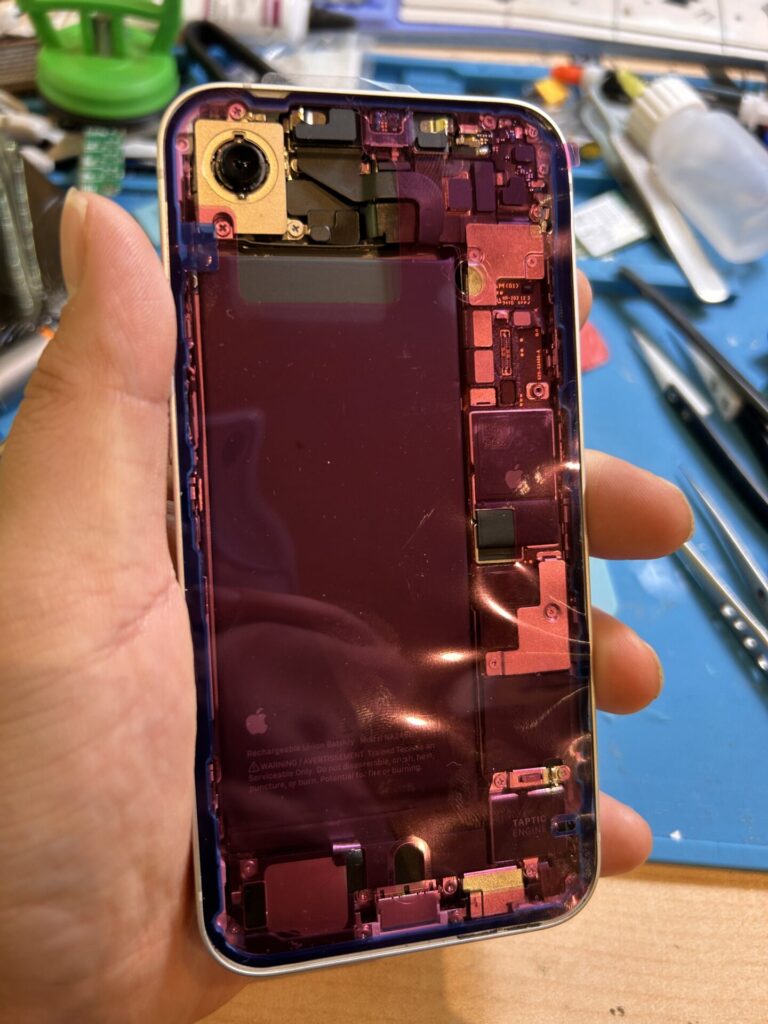 iPhone、Android、MacBook、ノートパソコン、Switchの修理、スマホ修理屋KoKoは岐阜のスマホ・PC修理専門店。