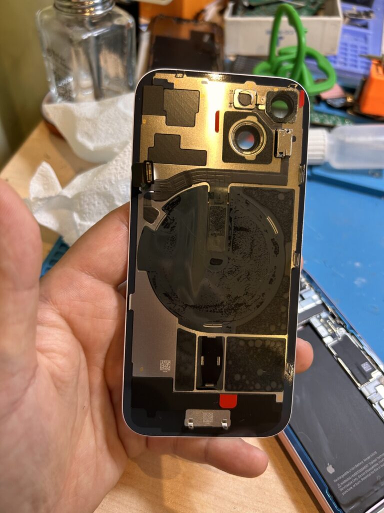 iPhone、Android、MacBook、ノートパソコン、Switchの修理、スマホ修理屋KoKoは岐阜のスマホ・PC修理専門店。
