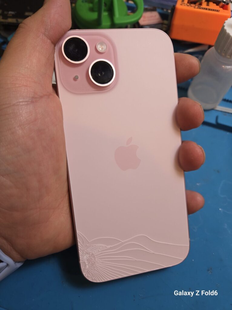 iPhone、Android、MacBook、ノートパソコン、Switchの修理、スマホ修理屋KoKoは岐阜のスマホ・PC修理専門店。
