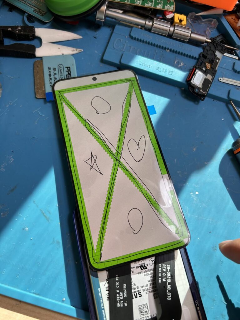 iPhone、Android、MacBook、ノートパソコン、Switchの修理、スマホ修理屋KoKoは岐阜のスマホ・PC修理専門店。