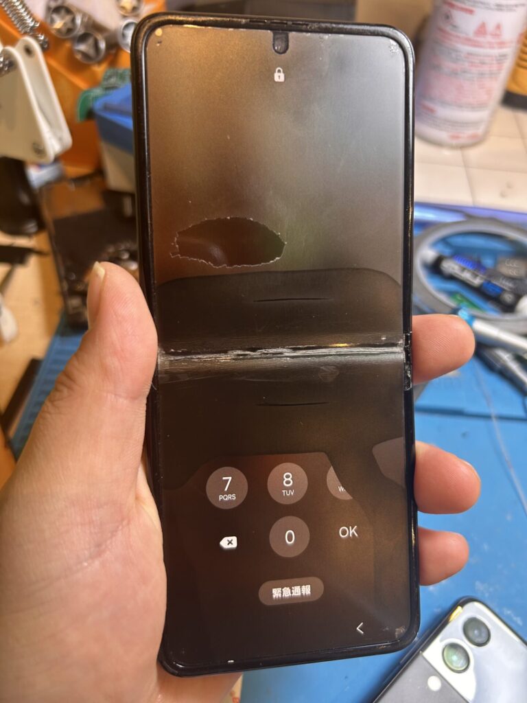 iPhone、Android、MacBook、ノートパソコン、Switchの修理、スマホ修理屋KoKoは岐阜のスマホ・PC修理専門店。
