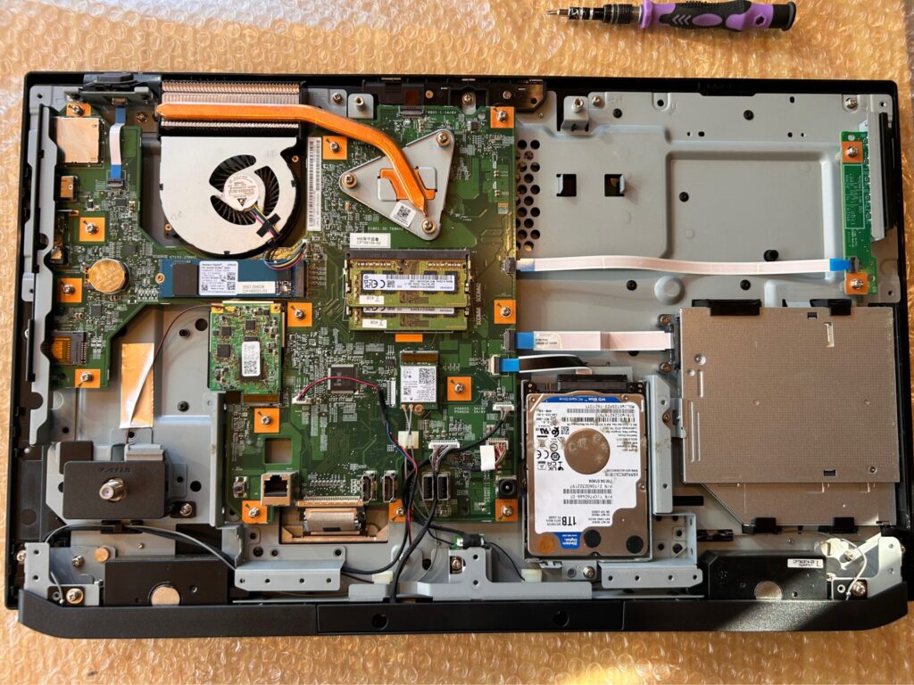 iPhone、Android、MacBook、ノートパソコン、Switchの修理、スマホ修理屋KoKoは岐阜のスマホ・PC修理専門店。