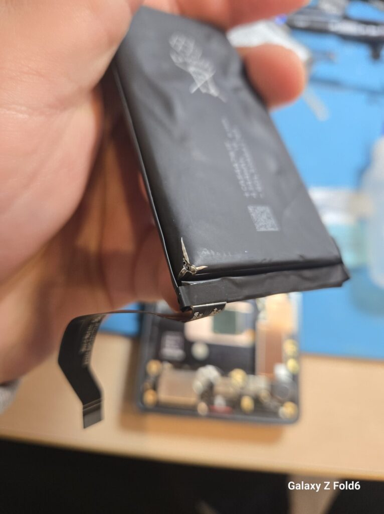 iPhone、Android、MacBook、ノートパソコン、Switchの修理、スマホ修理屋KoKoは岐阜のスマホ・PC修理専門店。