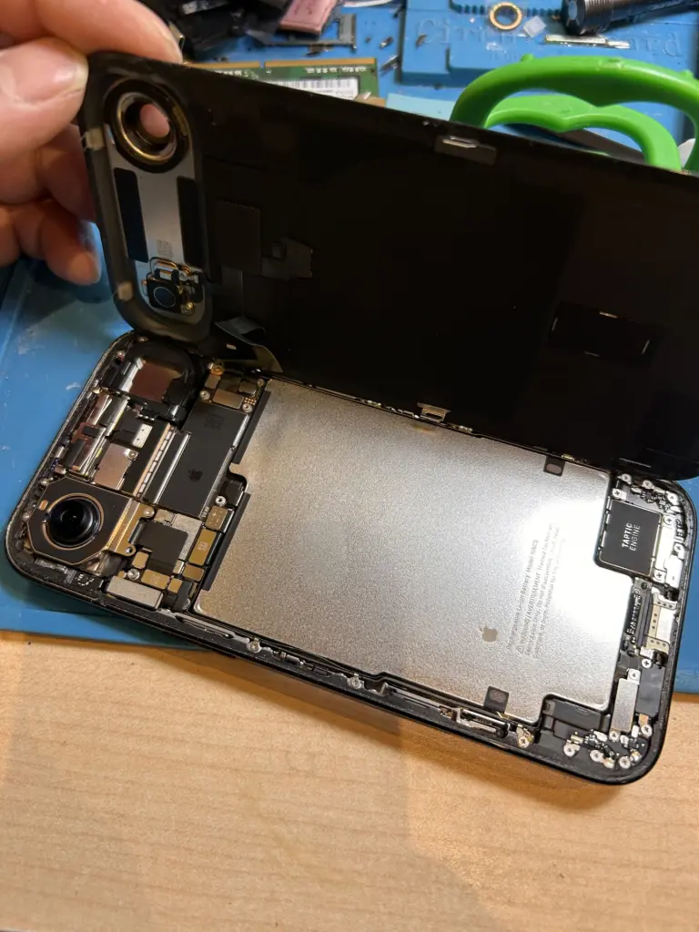 本日の修理）iPhone 17 Air電源が入らない！ - スマホ修理KoKo