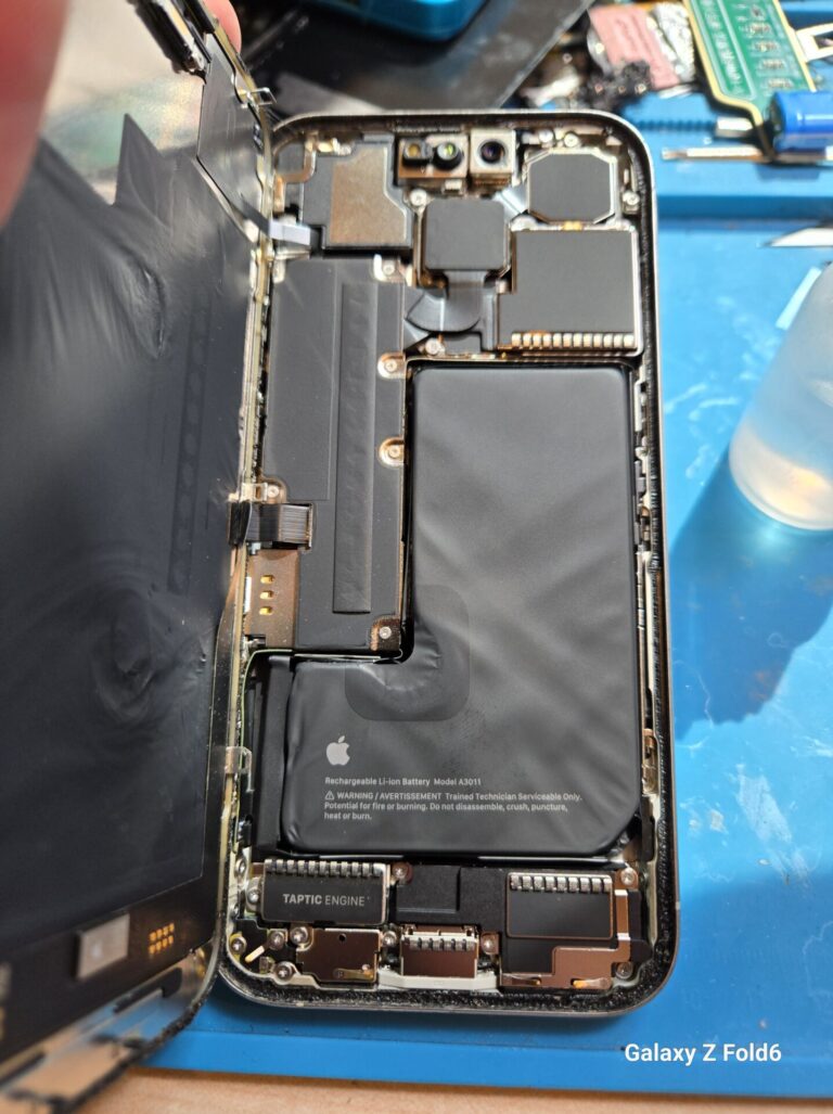 iPhone、Android、MacBook、ノートパソコン、Switchの修理、スマホ修理屋KoKoは岐阜のスマホ・PC修理専門店。