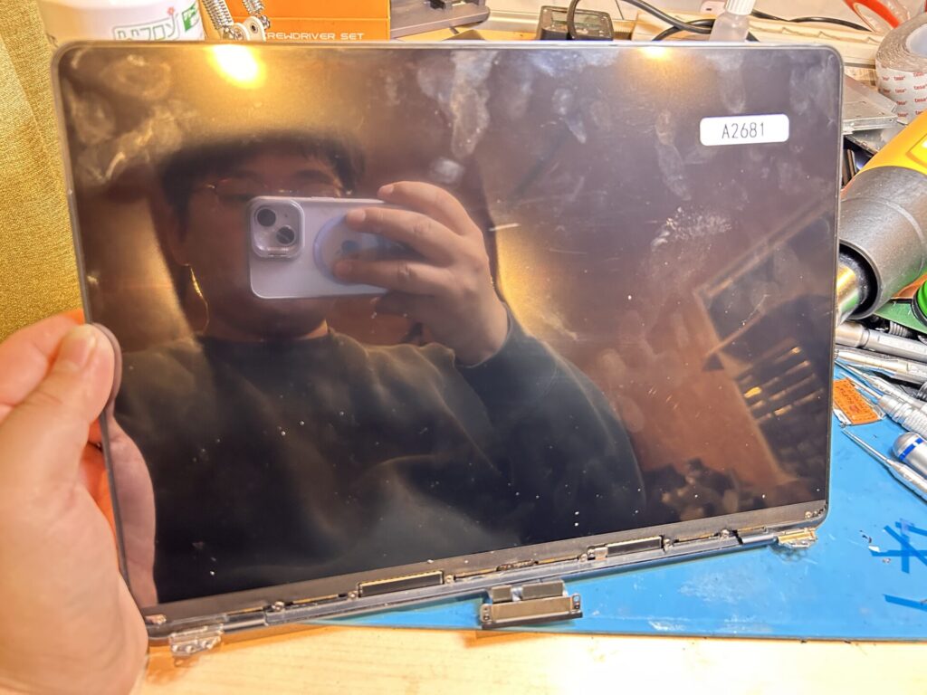 iPhone、Android、MacBook、ノートパソコン、Switchの修理、スマホ修理屋KoKoは岐阜のスマホ・PC修理専門店。