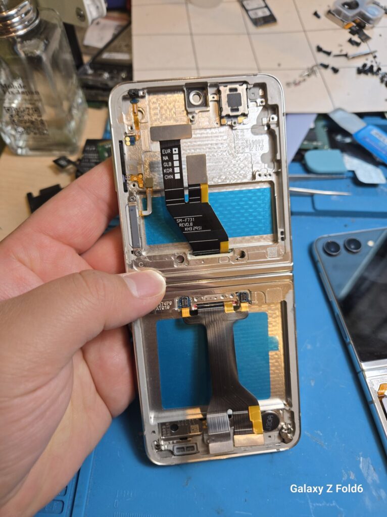 iPhone、Android、MacBook、ノートパソコン、Switchの修理、スマホ修理屋KoKoは岐阜のスマホ・PC修理専門店。