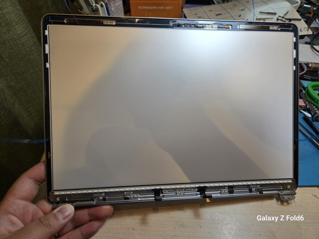 iPhone、Android、MacBook、ノートパソコン、Switchの修理、スマホ修理屋KoKoは岐阜のスマホ・PC修理専門店。