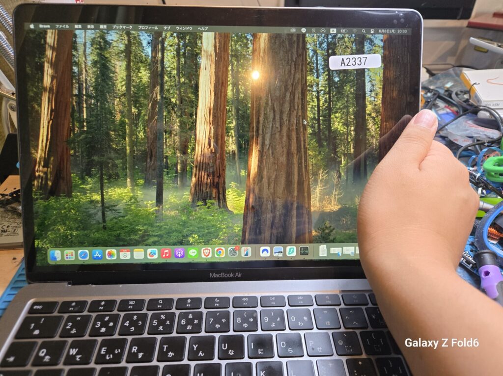 iPhone、Android、MacBook、ノートパソコン、Switchの修理、スマホ修理屋KoKoは岐阜のスマホ・PC修理専門店。