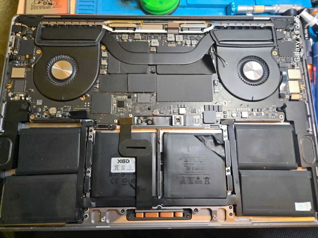iPhone、Android、MacBook、ノートパソコン、Switchの修理、スマホ修理屋KoKoは岐阜のスマホ・PC修理専門店。