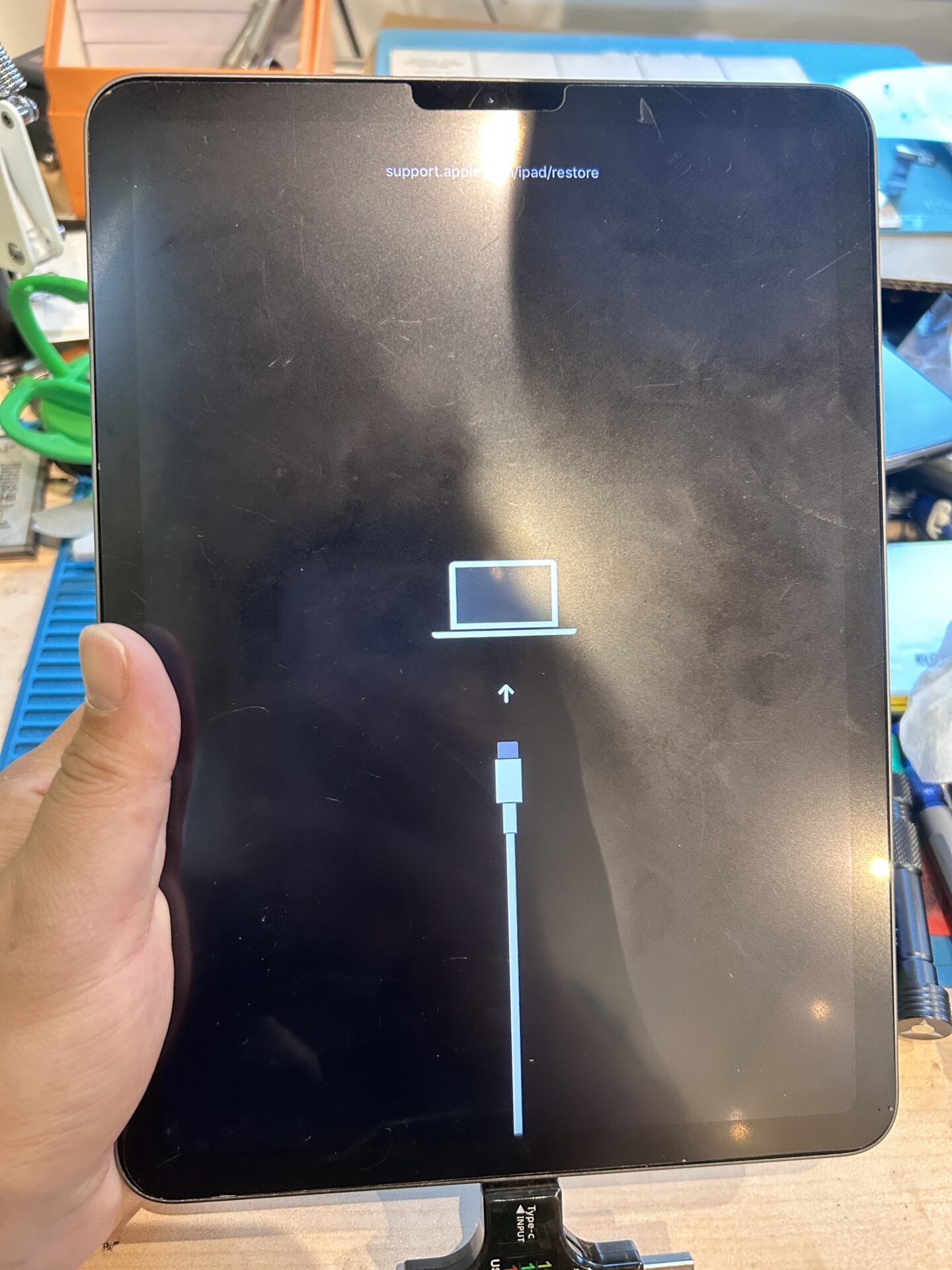 本日の修理）iPad Air 第5世代 電源ボタン陥没修理｜Touch IDも