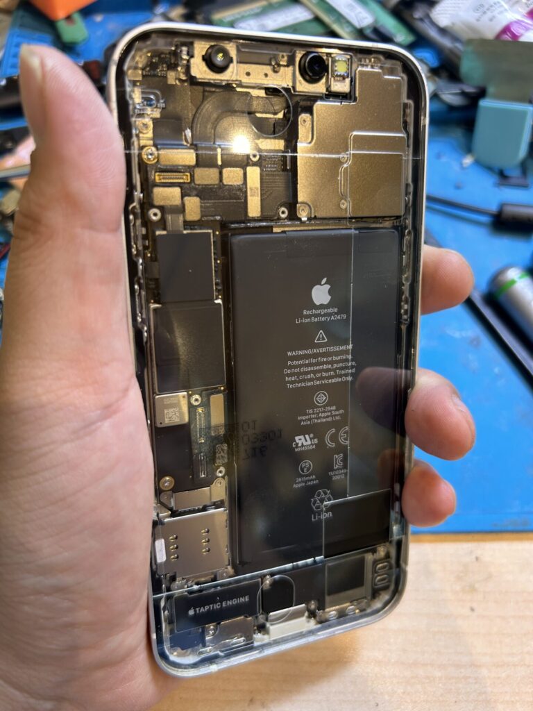 iPhone、Android、MacBook、ノートパソコン、Switchの修理、スマホ修理屋KoKoは岐阜のスマホ・PC修理専門店。