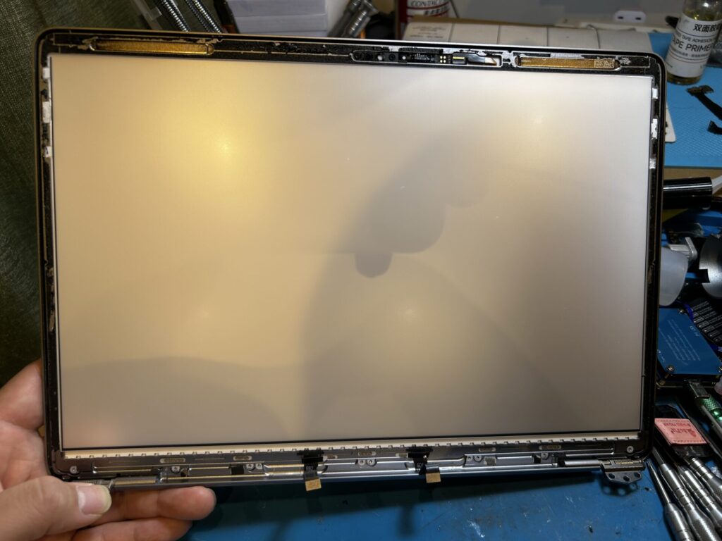 iPhone、Android、MacBook、ノートパソコン、Switchの修理、スマホ修理屋KoKoは岐阜のスマホ・PC修理専門店。
